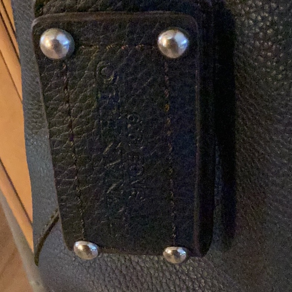 Elegant Navy Blue Leather Tignanello  Shoulder Bag - Picture 2 of 7